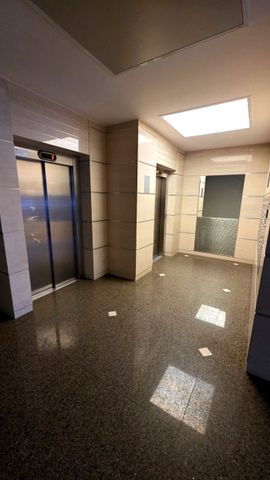 Mokotów, 3 pokoje, apartamentowiec - Photo 2