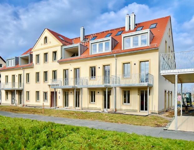 Reihenhaus mit Kamin, Balkon, Terrasse, ... Erstbezug! - Foto 1