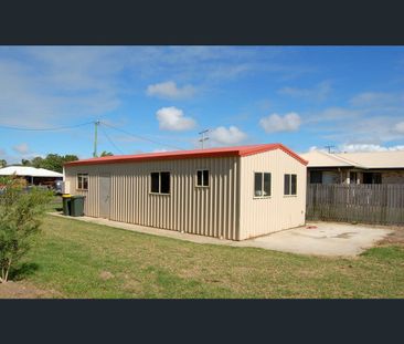 4 Hansen Street, Burnett Heads, Qld 4670 - Photo 5