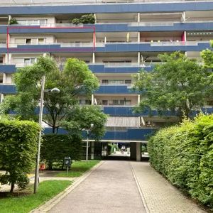 Zentrale 2-Zimmer-Wohnung in 1100 Wien (U1 - Altes Landgut) vollmöbliert - Koffer packen und einziehen! - Foto 2