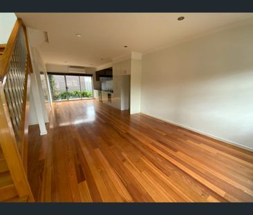 1/22a Justin Avenue, Glenroy, Vic 3046 - Photo 6