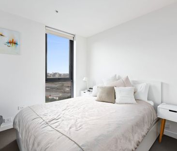 Immaculately presented one bedroom with light and bright northerly ... - Photo 1