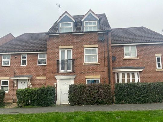 Dale Crescent, Fernwood, Newark, Nottinghamshire, NG24 - Photo 1