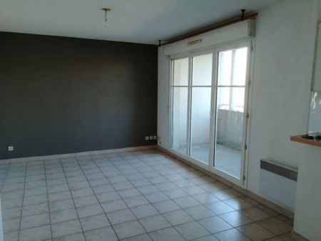 Location Appartement 2 pièces 42 m2 à Montpellier - Photo 2