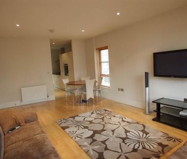 A10 Malone Square, 40 Windsor Park, Belfast, BT9 6JU - Photo 2