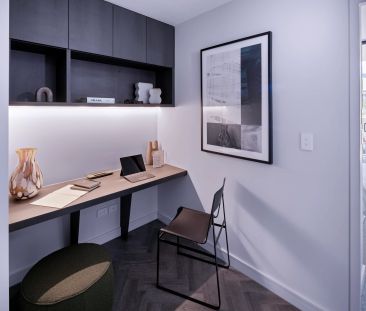 Modern 1 Bedroom Apartment With Study - Photo 2