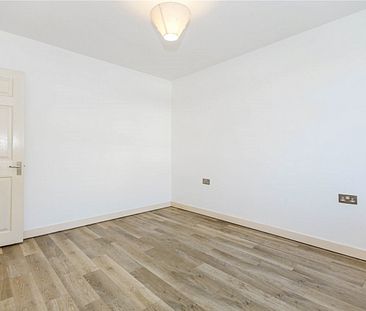 Iddesleigh Road, - Photo 1