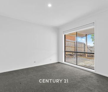 Get Ready for Summer!! Pool Maintenance Included - Photo 5