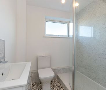 Peveril Walk, Macclesfield, Cheshire, SK11 - Photo 4