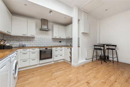 1 bedroom flat to rent - Photo 4