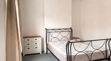 5 bedroom house to rent - Photo 4