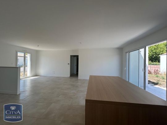 Location Maison 4 pièces 99m² ST AUGUSTIN 17570 - Photo 1