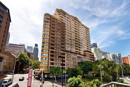 Two Bedrooms plus Study in the Heart of City – Millenium Tower - Photo 5