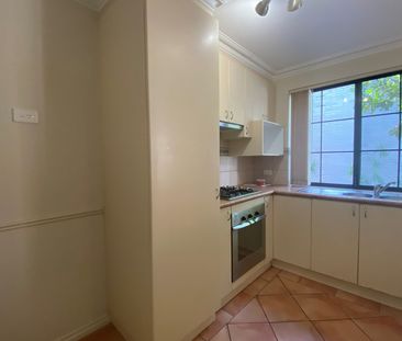Fantastic apartment in excellent location HOME OPEN MONDAY 30 MARCH... - Photo 5