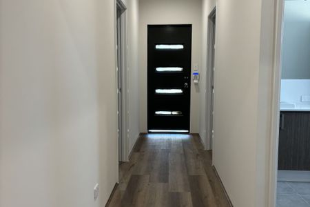 Modern, 3-Bedroom Villa in a Prime Location - Photo 3