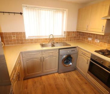 Noseley Way, Kingswood - Photo 1