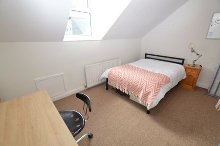 Ecclesall Road, S11 8PG - Photo 2