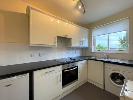 2 bedroom flat to rent - Photo 5