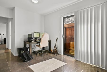 Modern Granny Flat in Great Location&excl;&excl; - Photo 3