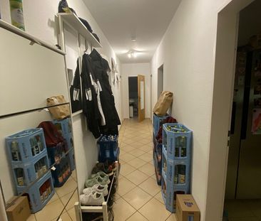 Helle 4 Zimmer Wohnung in Ruhiger Lage 1.OG Holtorf - Photo 2