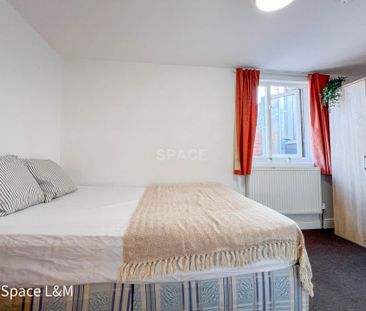 Basingstoke Road, Reading, Berkshire, RG2 0ET - Photo 6