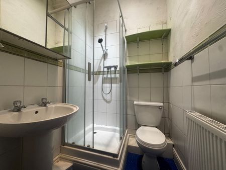 2 Bed Flat, Bridge Road, SO19 - Photo 5