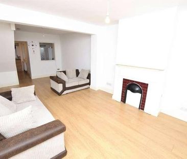 George Street, Romford, Essex, RM1 - Photo 4