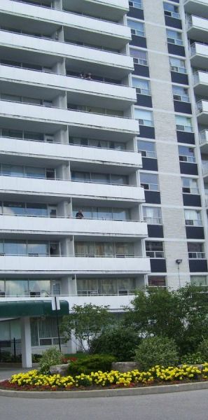 25 Stong Court - Photo 1