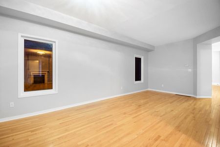 For Lease - 112 Commodore Drive, Brampton, Ontario - Photo 2