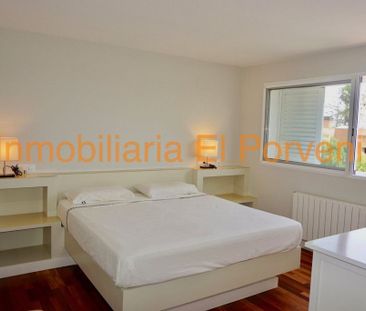 Luxury 4 room Detached House for rent in Torrent, Spain - Photo 2