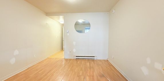 3.5 à St-Sauveur - Photo 2