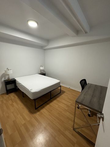 3.5 Available AUG 1st – 175 Sherbrooke O - Photo 4