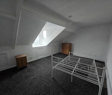 4 bedroom maisonette to rent - Photo 4