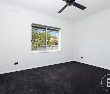 Updated 3 Bedroom Home in Convenient North Bendigo Location - Photo 3