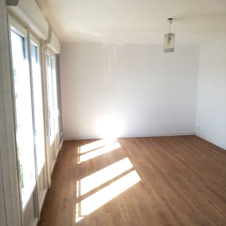 Quimper 2 pièces 51m2 3ème et dernier étage - Photo 4