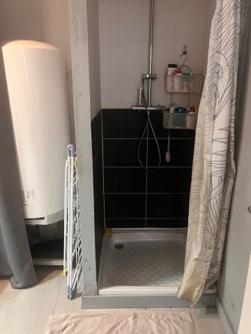 Location Appartement 2 pièces 46m² ANGOULEME 16000 - Photo 4