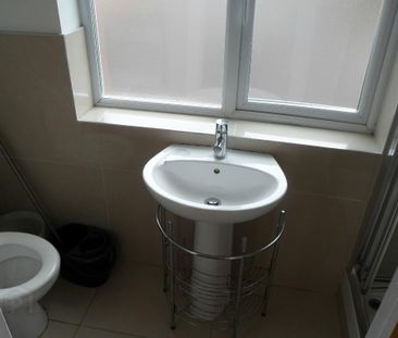 Apt 3, 53 University Street, Belfast, BT7 1FY - Photo 3