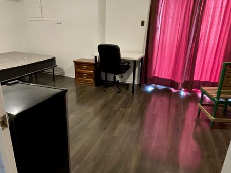 For Lease - 96 Carleton Place, Brampton, Ontario - Photo 4