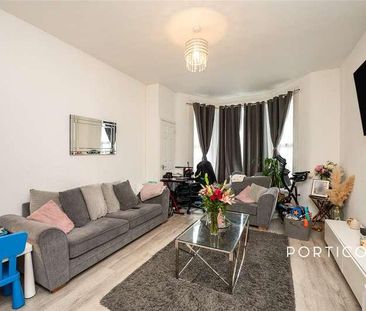 Eastwood Road, Ilford, IG3 - Photo 2