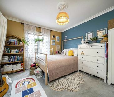 Riverfield Road, Staines Upon Thames, TW18 - Photo 3