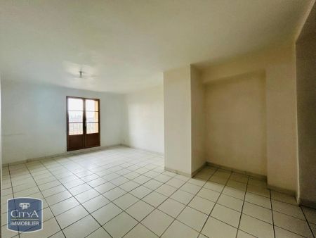 Appartement à louer 3 pièces 62.31m² - Photo 2