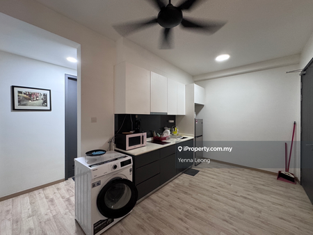 Emporis, Kota Damansara - Photo 3