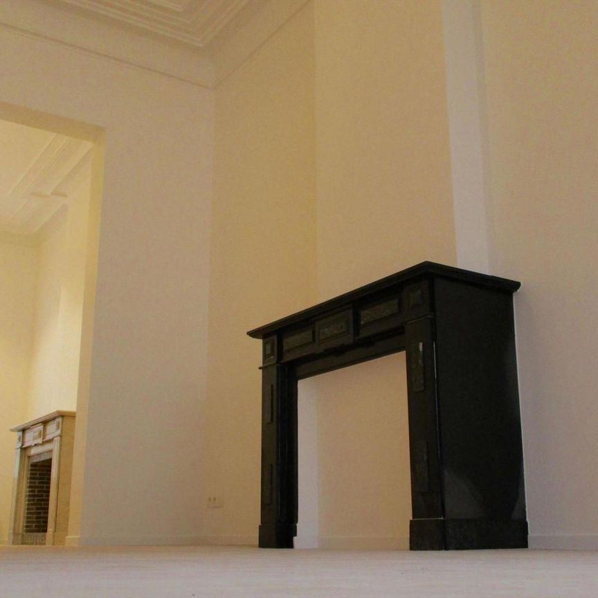 Riante herenwoning in hartje Ledeberg met grote tuin en 5 slaapkamers - Foto 1