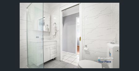 Beautiful Family Home! - Photo 4