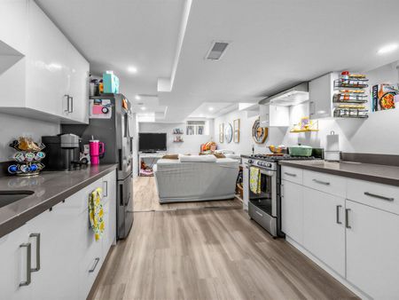 For Lease - 61 Chelsea Avenue Unit# #1 - lower, Toronto, Ontario - Photo 4