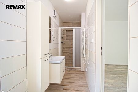 Pronájem bytu 2+1 v osobním vlastnictví 67 m², Plzeň - Фото 4