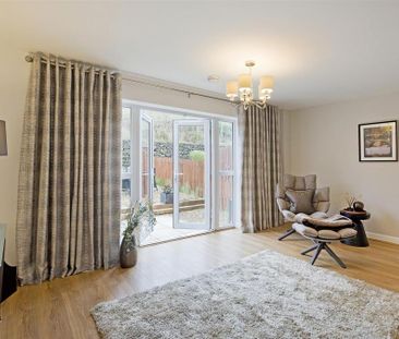 3 bedroom terraced house to rent - Photo 3