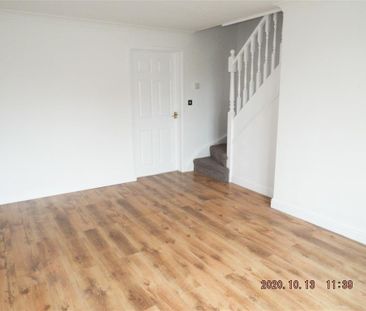 2 bedroom semi-detached house to rent - Photo 2