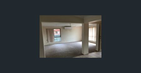 Spacious Family Home with Style & Comfort in the Heart of Algester! - Photo 5