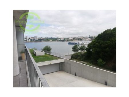 3 room luxury Flat for rent in Canidelo, Vila Nova de Gaia, Distrito do Porto - Photo 3